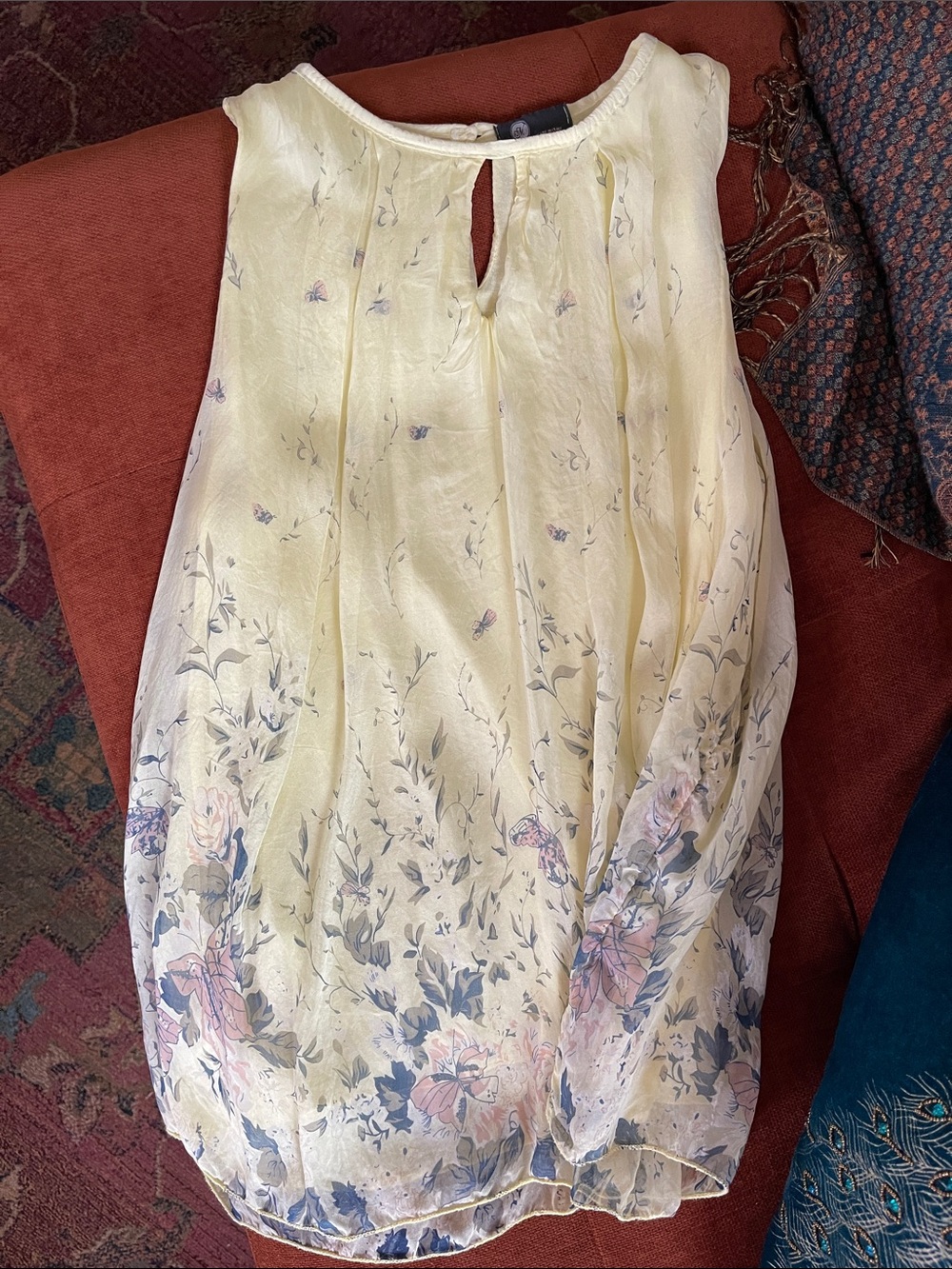 M Made in Italy Light Silk Yellow Floral Sleeveless Women’s Top